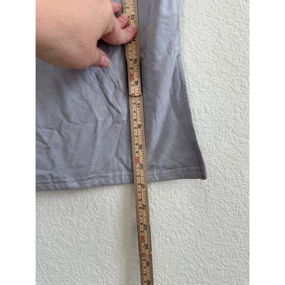 NWT Women's Gray Short Sleeve Bodycon Top Shirt Medium - Picture 4 of 9